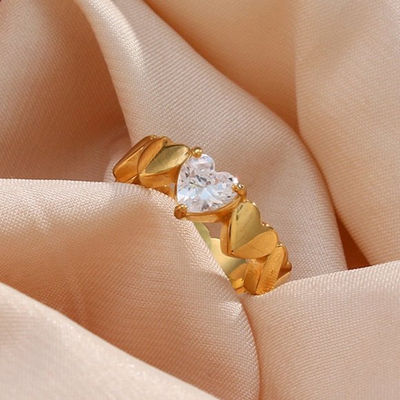 Heart Shape Zircon 18K Gold Plated Stainless Steel Ring - Picture 3 of 12